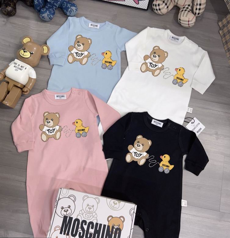 Moschino sz59 66 73 80 85 90 128